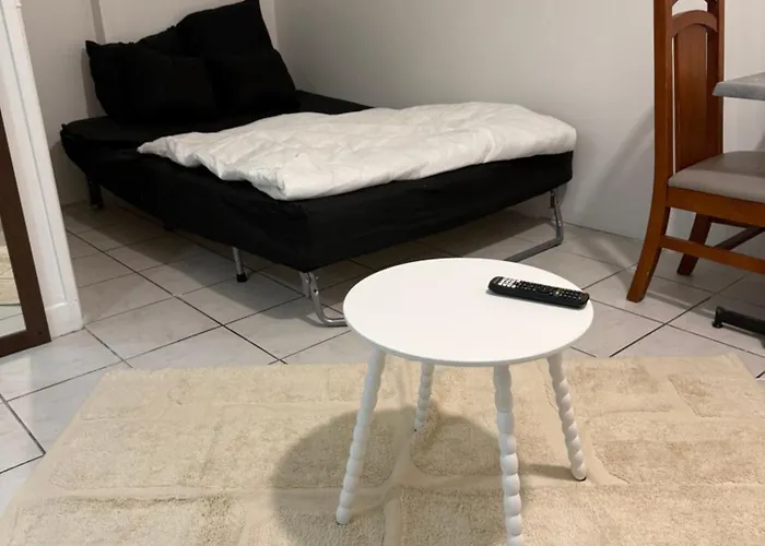 La Maison Cachée Moderne